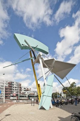  카제니스쿠나! Eight-Legged Architects Spinning Wonders from Thin Air